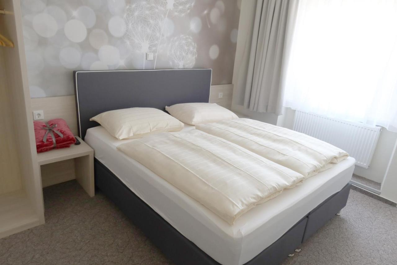 Waldmohr Hotel Waldoza מראה חיצוני תמונה